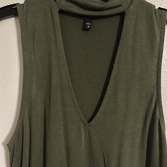 Express Top - Picture 2 of 4